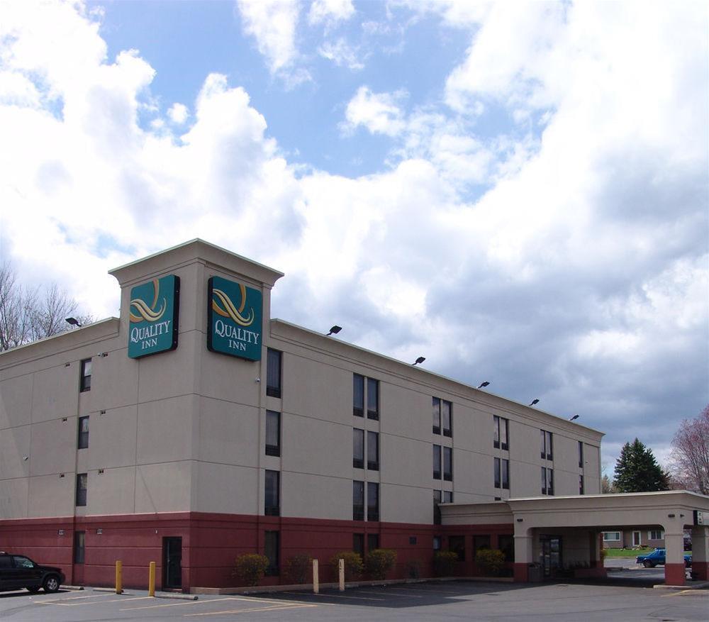 Comfort Inn & Suites Liverpool - Syracuse North Esterno foto