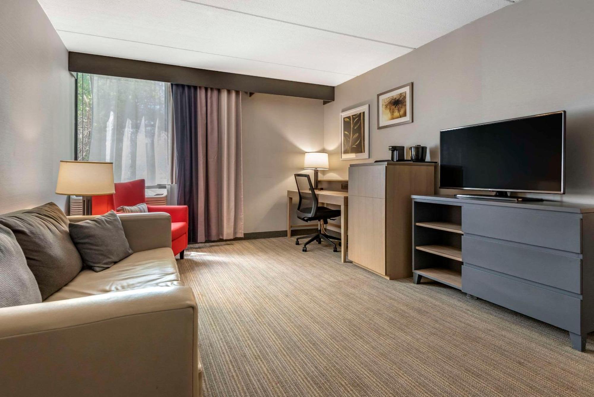 Comfort Inn & Suites Liverpool - Syracuse North Esterno foto