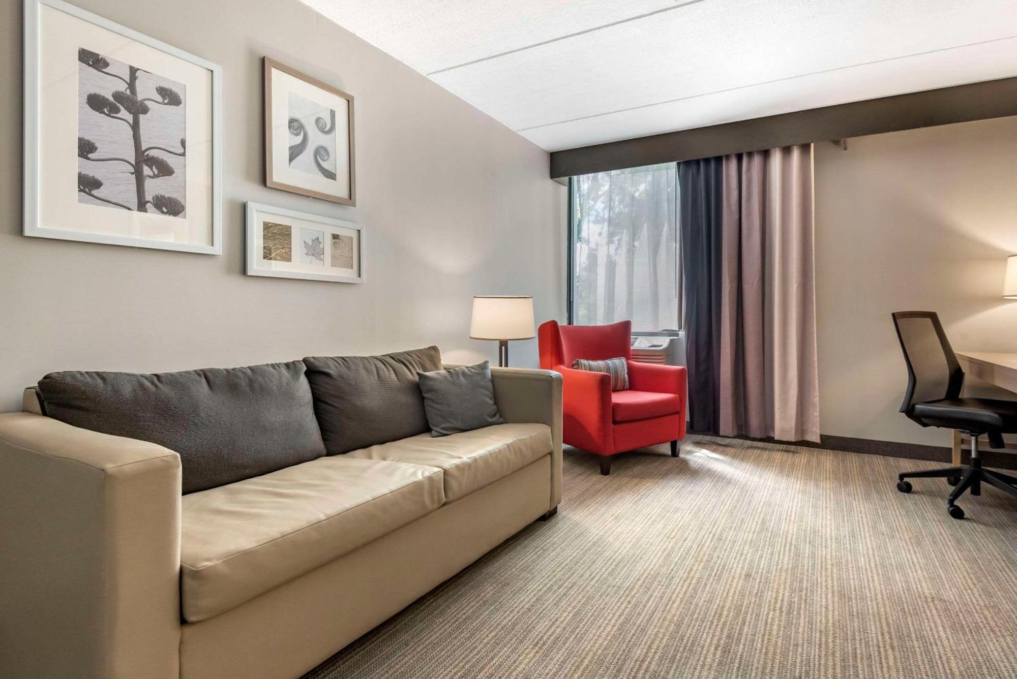 Comfort Inn & Suites Liverpool - Syracuse North Esterno foto